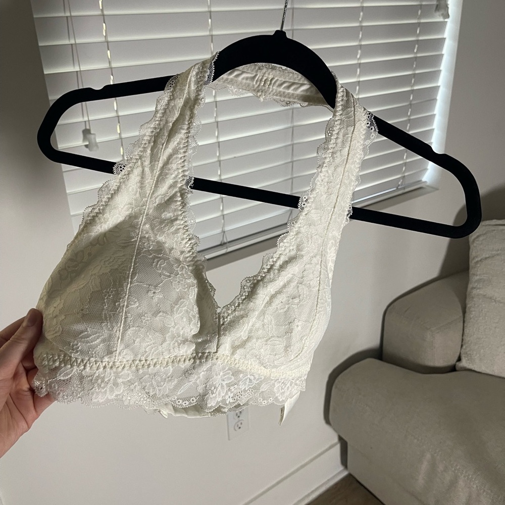 Gilly Hicks Cream Lace Bralette